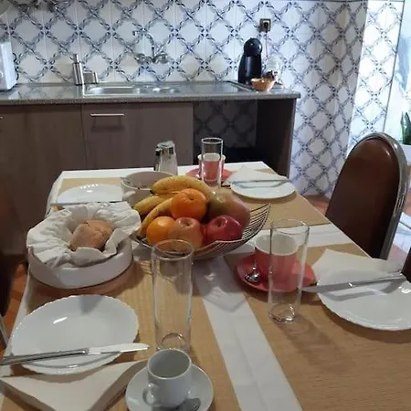 Moradia Félix - Félix