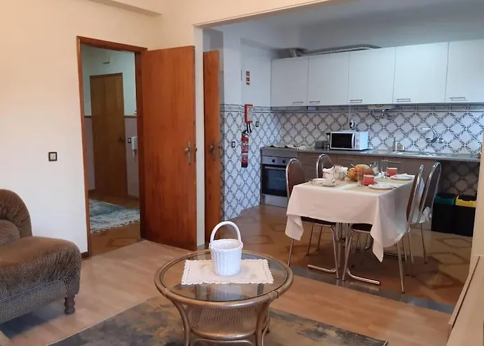 Moradia Felix - Felix * マンテイガス