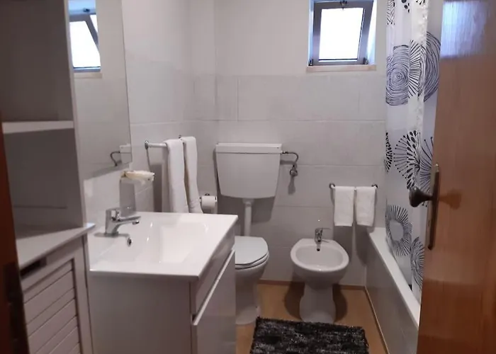 Moradia Felix - Felix マンテイガス